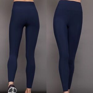 CARBON38 High Rise Legging in‎ Melt navy blue medium 25”